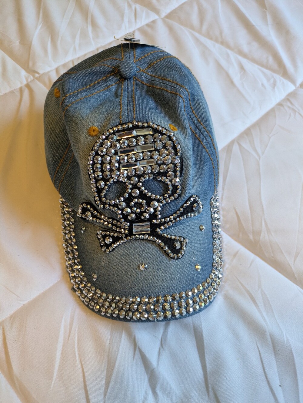 NWT Y2K Bedazzled Skull Cap